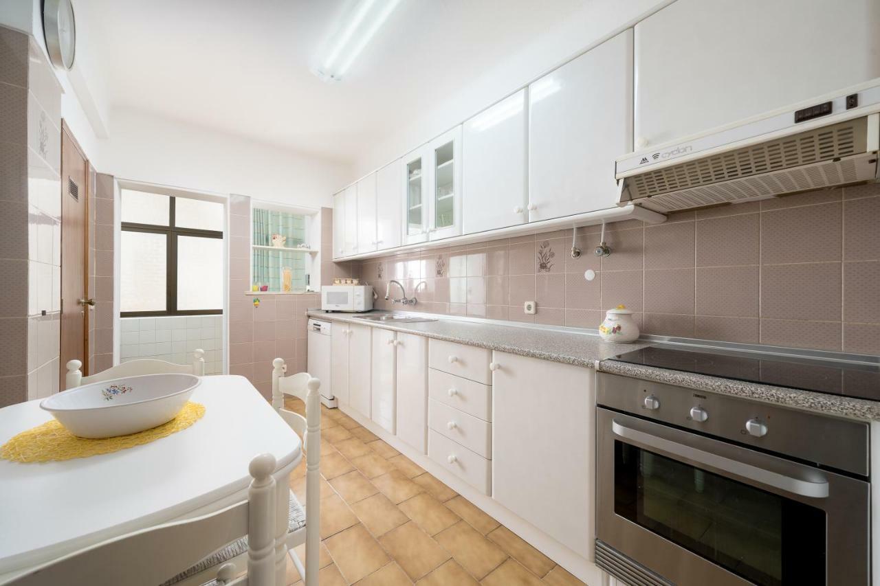 Apartamento 2M - Praia Do Carvoeiro Карвоейро Екстериор снимка